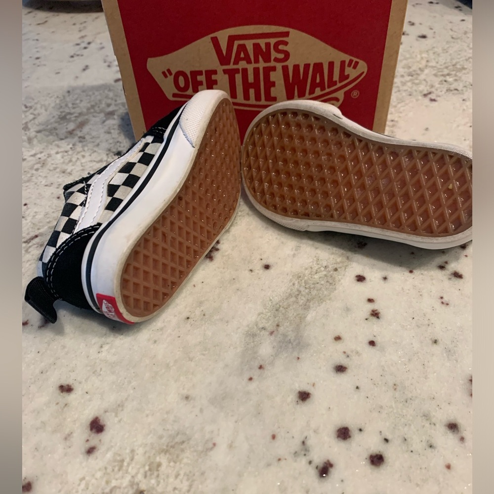 LIKE NEW/EUC Toddler VANS Old Skool Checkerboard - Picture 11 of 12